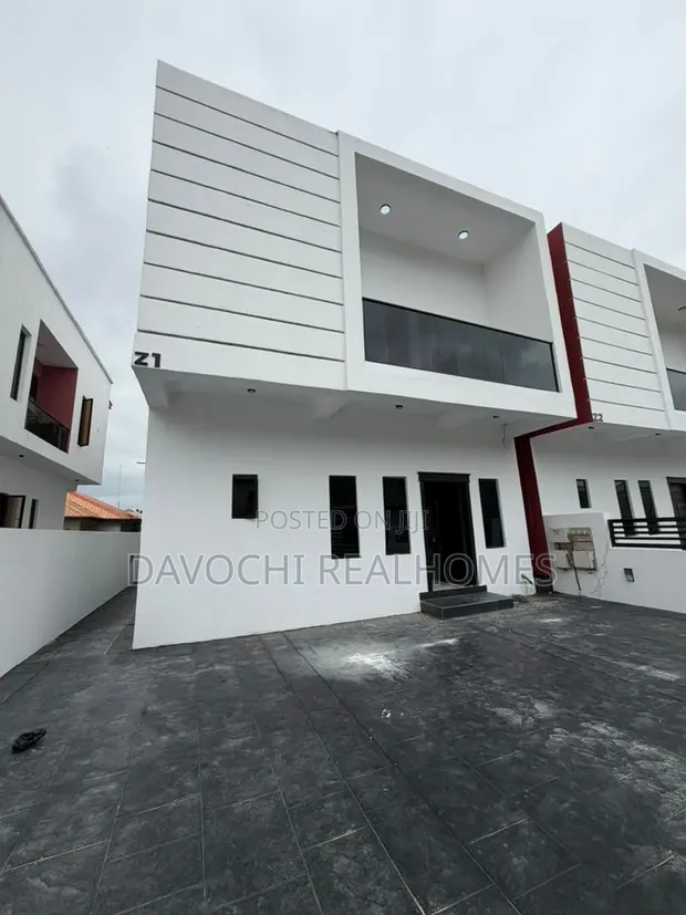 4 Bedroom Duplex don haya a Chevron, Lekki - 1