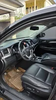 2017 Toyota Highlander XLE 4x4 V6 Black - 1