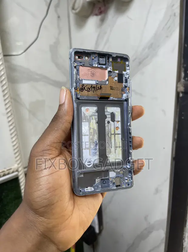 Original Samsung Galaxy S10 5G Replacement Screen - 1