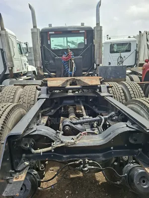 Mack CH Heavy-Duty Truck 2002 Black