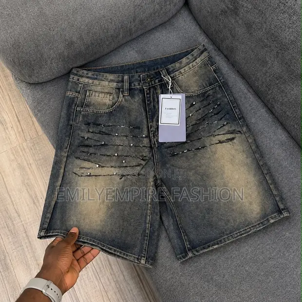 Luxury Short Jeans - Black - 1