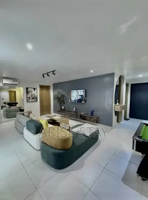 2-Bedroom Shortlet with PS5 & Snooker | Ikate Lekki