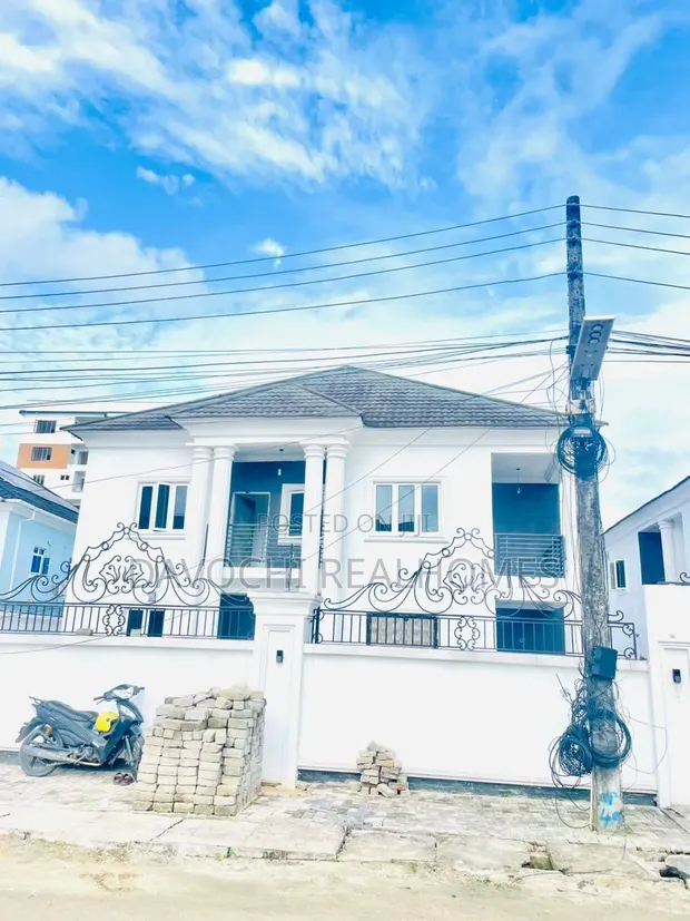 3 Bedroom Apartment for Rent in Lekki Phase 1 - 1