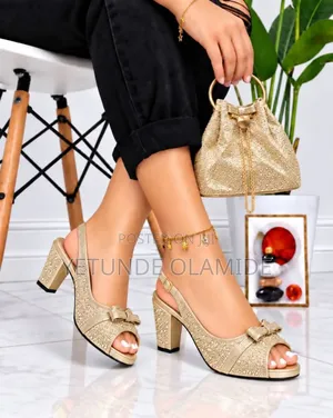 Yetty Women's Black Leather Block Heel Pumps - Size 4-8