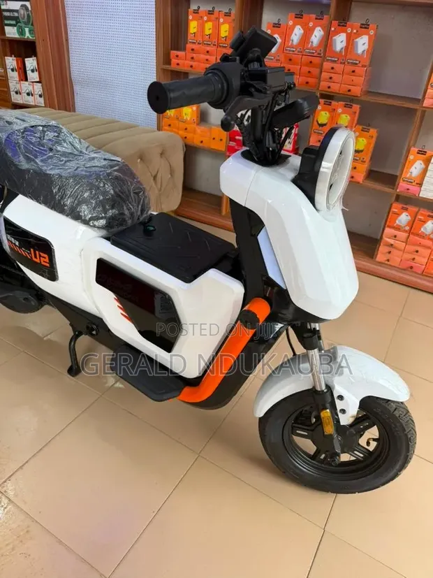 New UM Carmel 125 Electric Scooter 2026 Black - 1