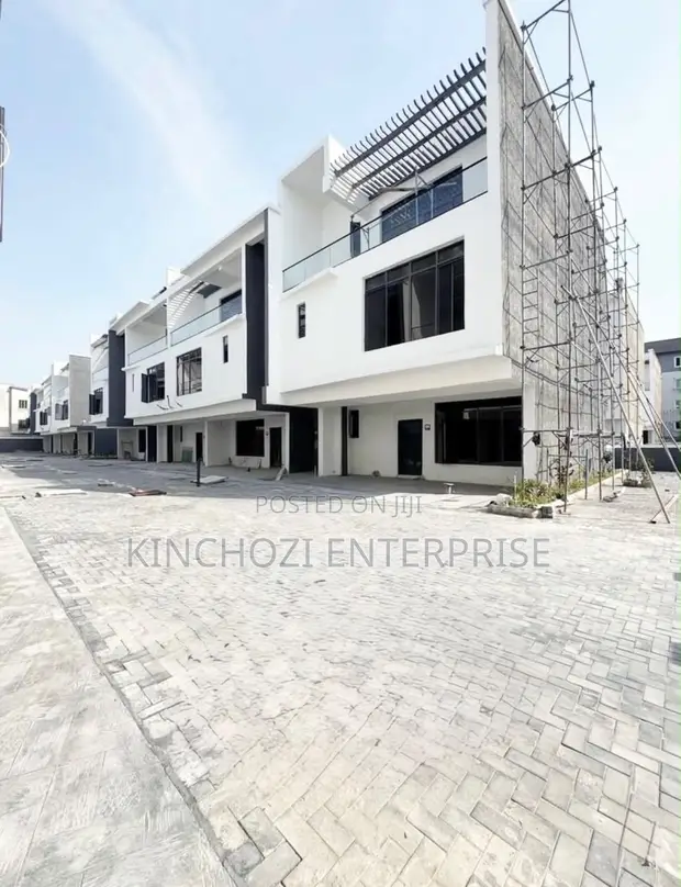 2 Bedroom Maisonette for Rent in Ikate Lekki, Lagos - 1