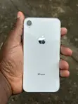 Apple iPhone XR 64GB White - 1