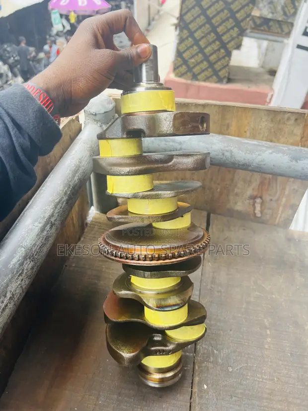 Used Crankshaft for Chevrolet Equinox, Malibu, Pontiac 3500 V6 - 1