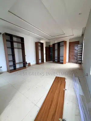 6-Bedroom Fully Detached Duplex a Magodo GRA Phase 2