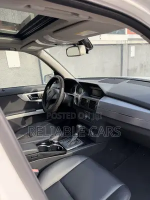 Mercedes-Benz GLK-Class 350 4MATIC 2010