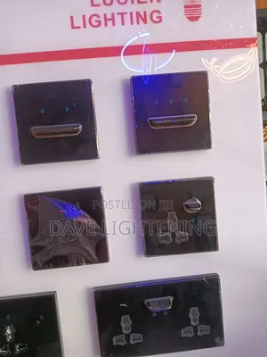 Sakin Swit da Socket na Piano na zamani