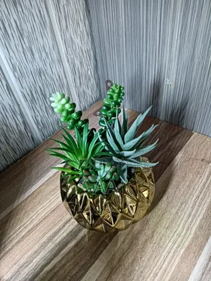 Golden Vase Flower Decorative Accessory
