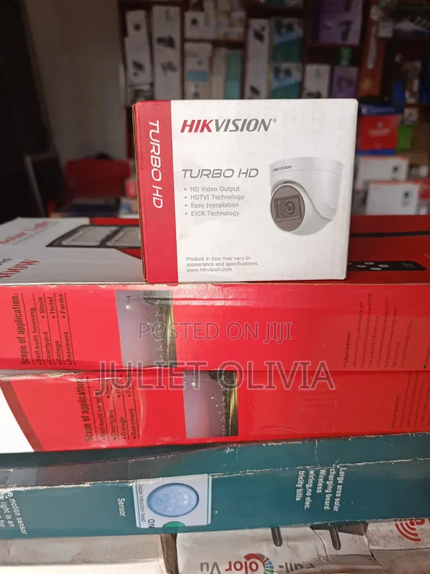 Hikvision Indoor HD Wi-Fi Camera - 1