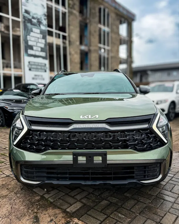2024 Kia Sportage X-Line - 1