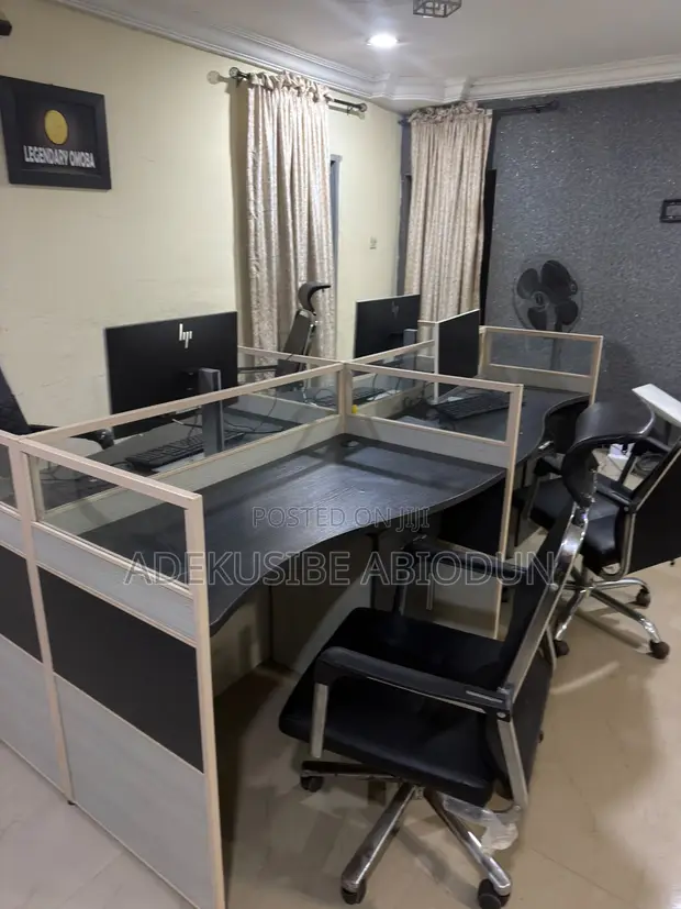 Office Workstation Table - Used - 1
