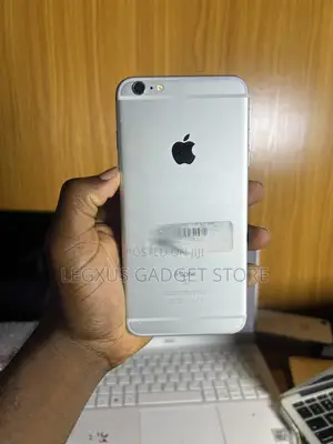 Apple iPhone 6s Plus 16GB Silver (Na Amfani)