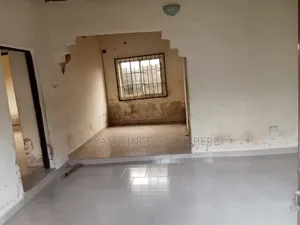 4 Bed Bungalow a Amakama State, Umuahia Don Siyarwa