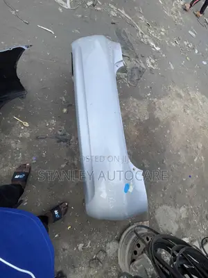 Bakin Bumper na Toyota Yaris 2008