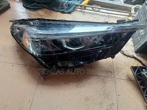 Honda Civic Headlight Replacement (2020-2022)