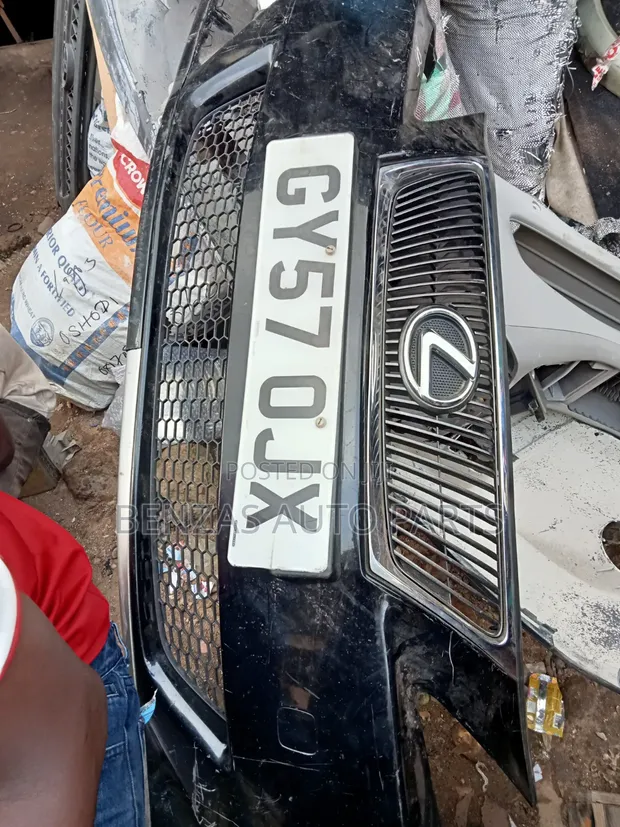 Lexus IS 250 Front Bumper (Used) - 1