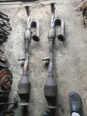 Toyota Camry Catalytic Converter (2007-2015, 4-Plug & V6)