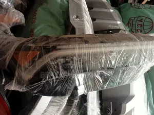 Lexus ES 330 Headlight Sauyawa (Na Biyu)