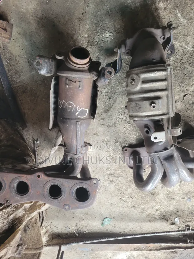 Toyota Highlander Catalytic Converter (2007-2015) - 1