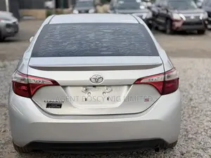 2015 Toyota Corolla S Sedan - Silver