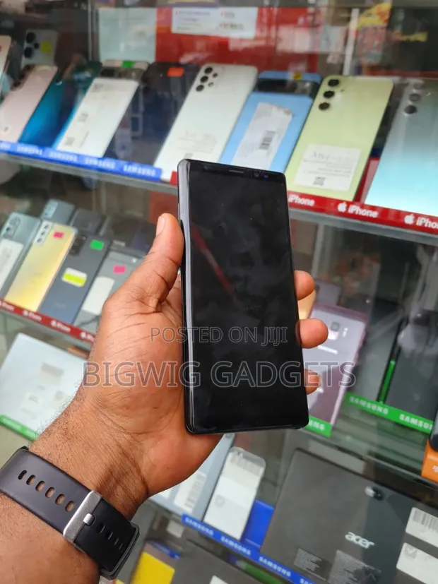 New Samsung Galaxy Note 8 256GB Black - 1