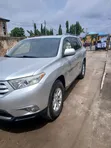 Toyota Highlander 2012 Silver - 5