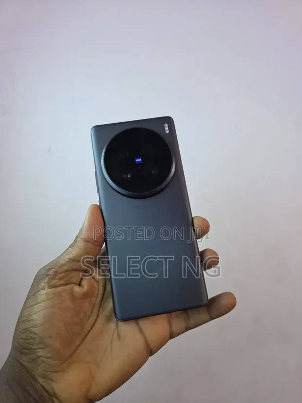 Vivo X100 Ultra 512GB Black - 1