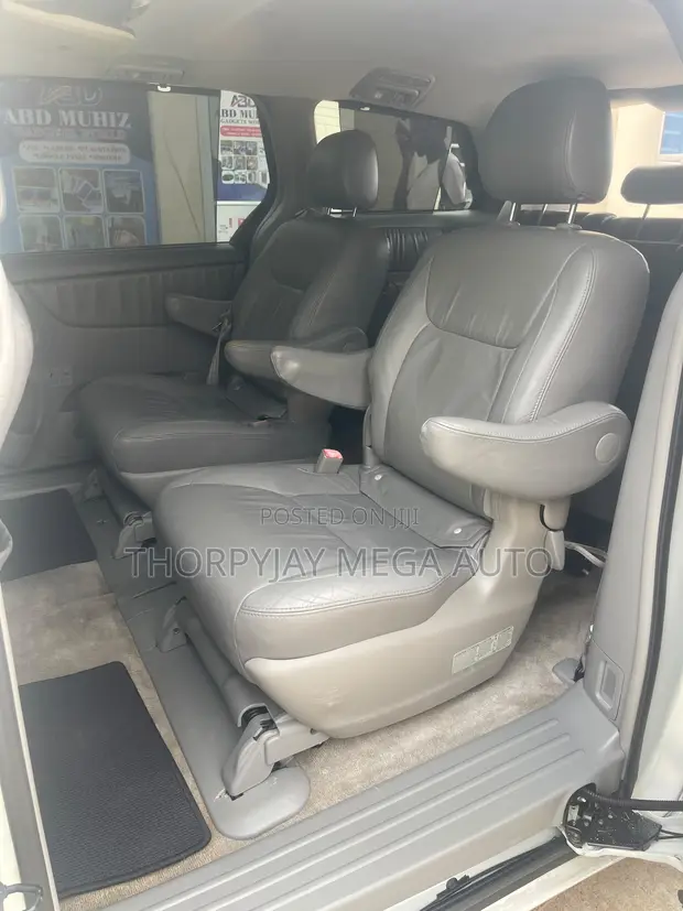 2007 Toyota Sienna XLE Limited - 1