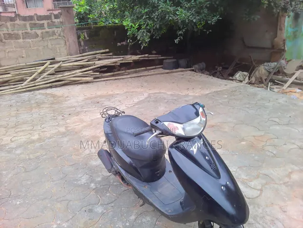 Honda Dio 2022 Scooter - Black - 1