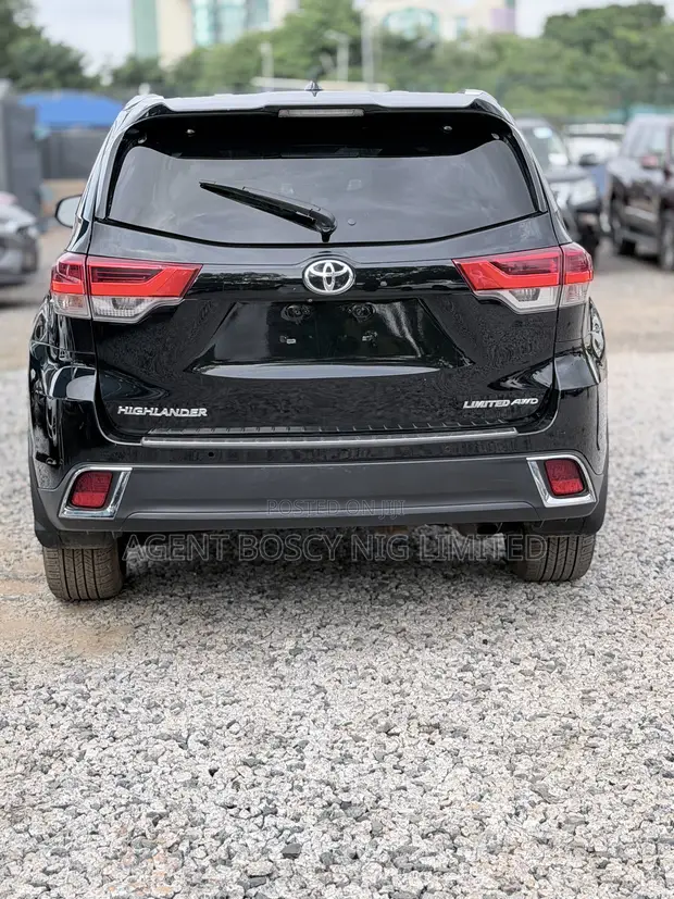 2018 Toyota Highlander Limited 4x4 V6 SUV - 1