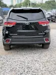 2018 Toyota Highlander Limited 4x4 V6 SUV - 1