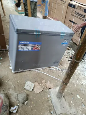 Skyrun Chest Freezer 200 Litres