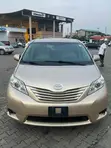 2013 Toyota Sienna LE Gold - 1