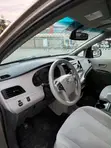 2013 Toyota Sienna LE Gold - 5