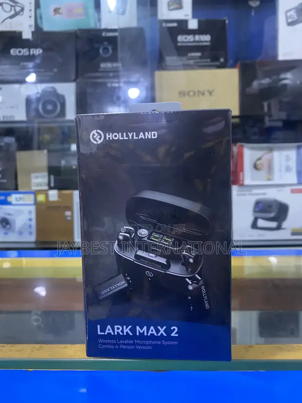 Hollyland Lark Max 2 Ultimate Combo Wireless Mic System - 1