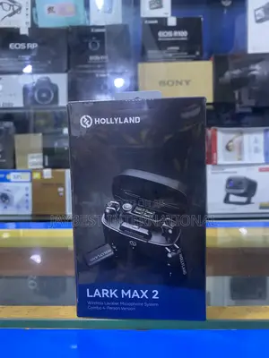 Hollyland Lark Max 2 Ultimate Combo Wireless Mic System