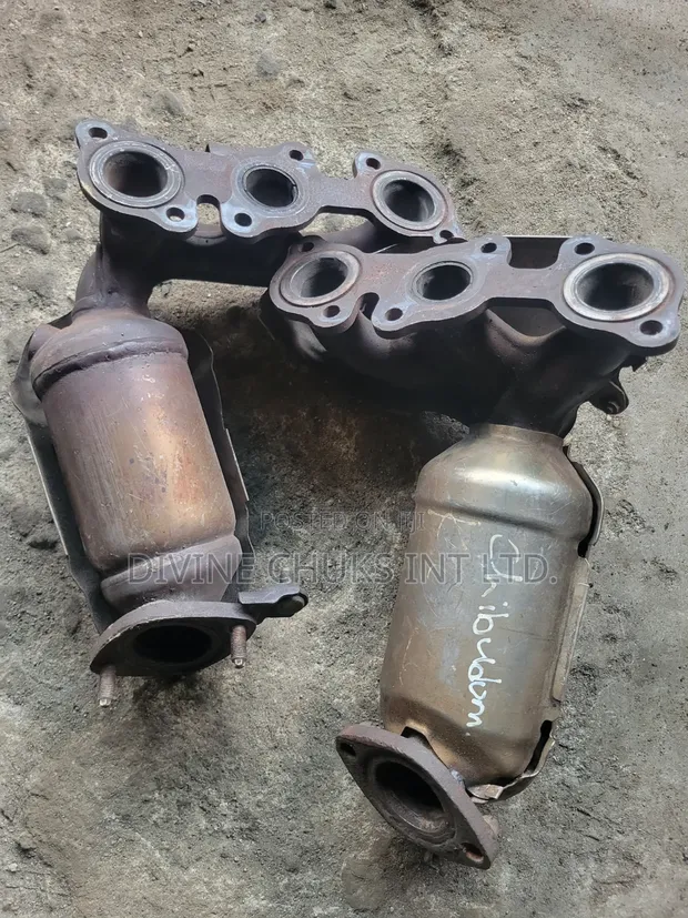 Toyota Sienna Catalytic Converter (2005-2015) - 1