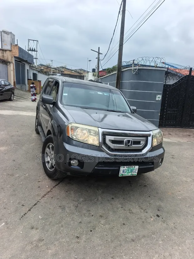 2011 Honda Pilot Gray - 1