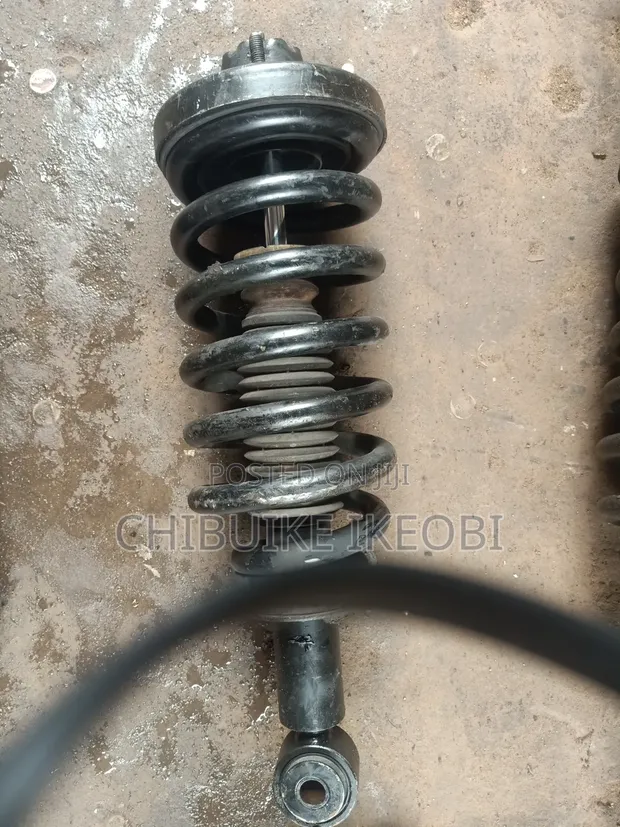 Range Rover Shock Absorbers (2006-2010) - 1