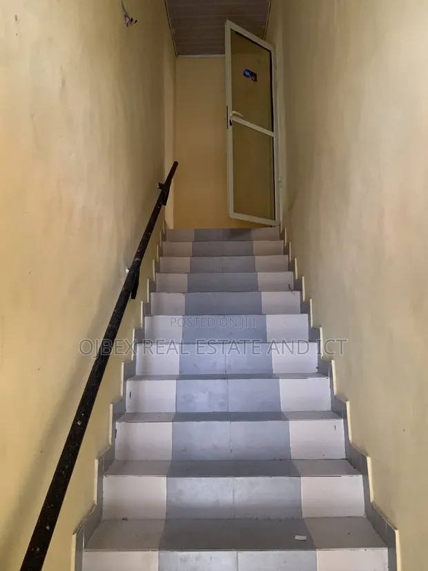 Furnished 2-Bedroom Block of Flats for Rent in Abijo GRA, Ajah - 1