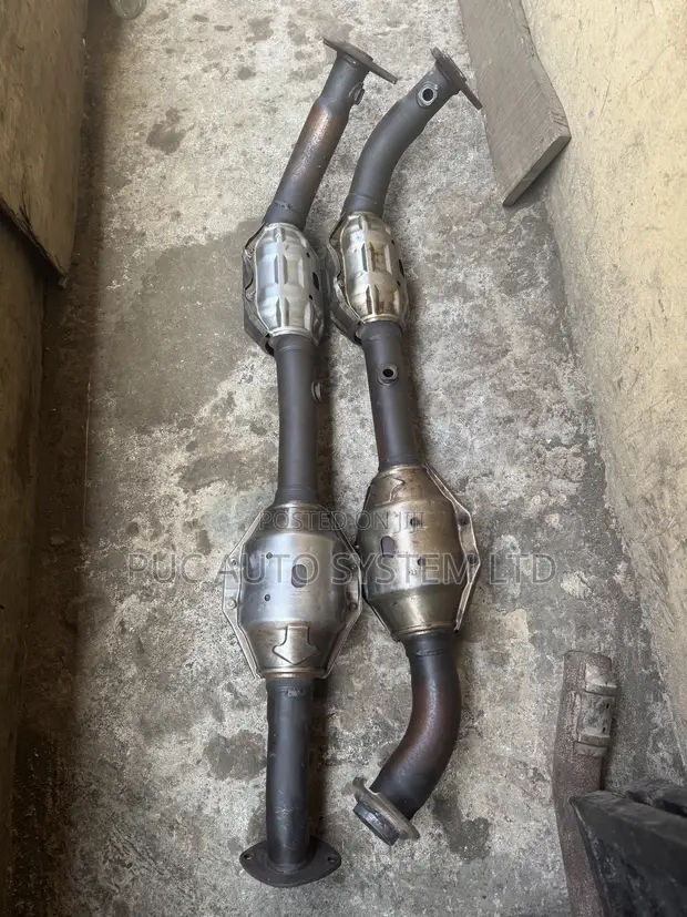 Lexus LX570/Toyota Land Cruiser Catalytic Converter 5.7L V8 (2009-2021) - 1