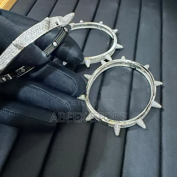 Zirconia Bangles masu Kyau - Silver - 1