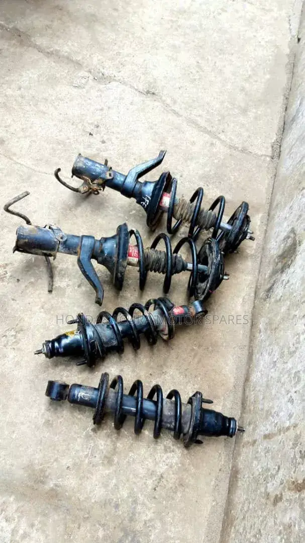 Gaban da Bayan Shock Absorber na Honda CR-V (Na Biyu) - 1