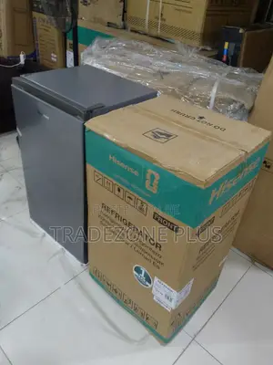 Hisense 90L Compact Refrigerator - REF093DR