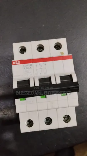 ABB 4 Pole Breaker 63 Amps