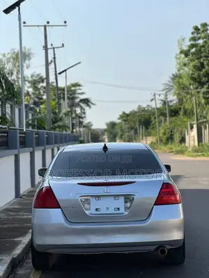 Honda Accord 2006 Silver - Nigerian Used